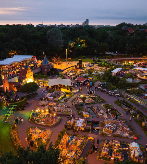 Afbeelding van Madurodam in de avond