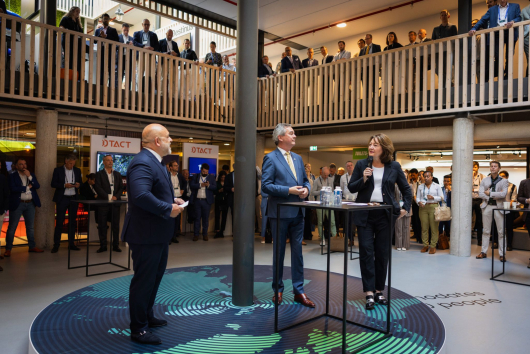 Presentation at titaan