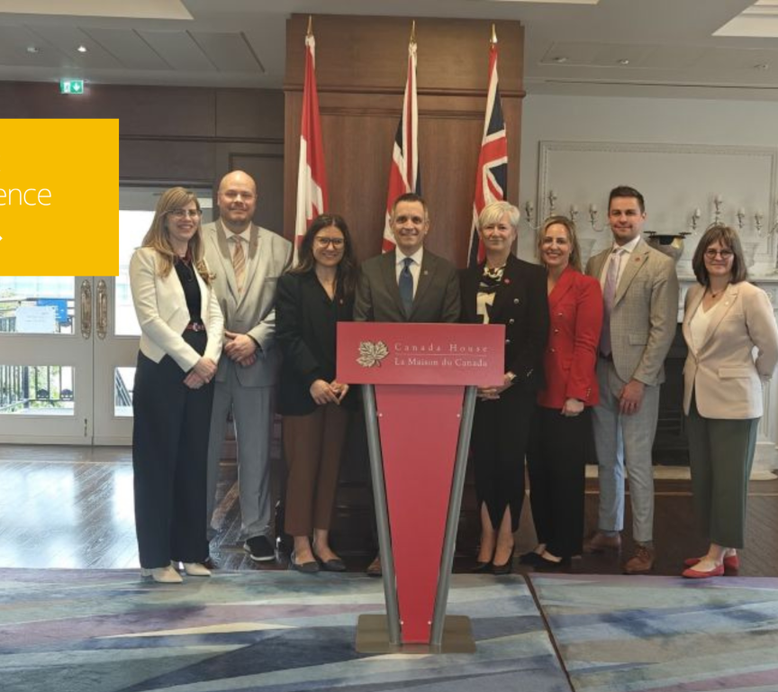 Signing MoU ottawa the hague