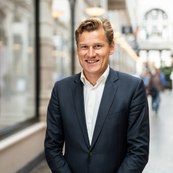 Headshot of Laurens Kok in the Passage