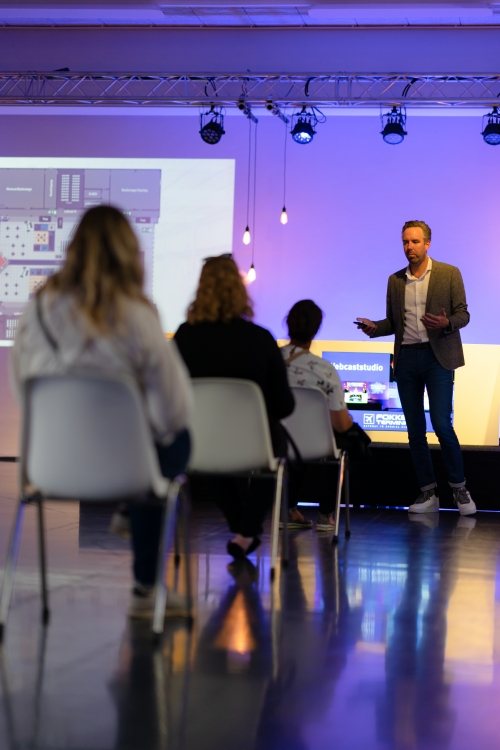 The Hague Venues Tour