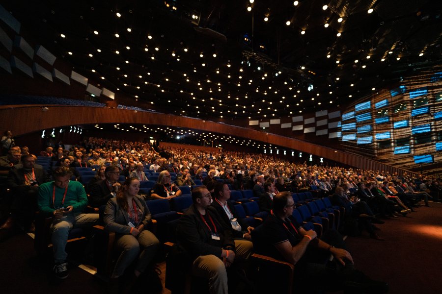 ONE Conference 11 ONE Conference 11