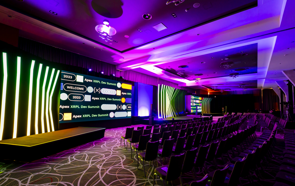 NicoAlsemgeest - image of event plenary room