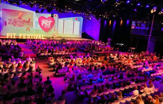 Spreker veerkracht Niek van den Adel