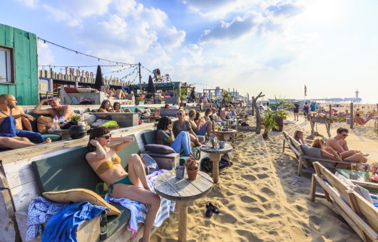 Beach club
