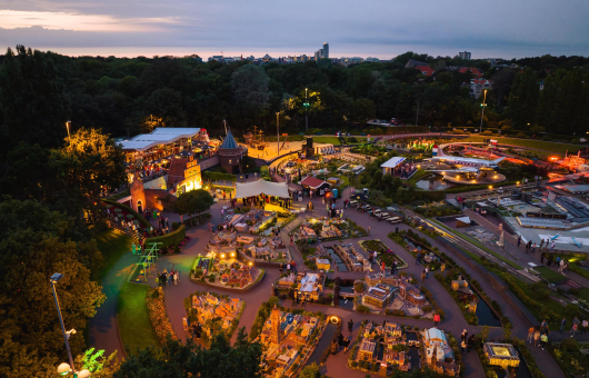 Afbeelding van Madurodam in de avond