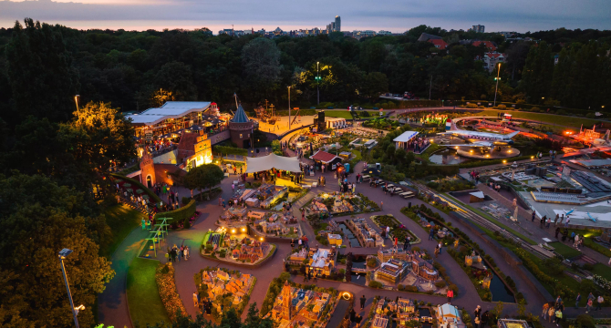 Afbeelding van Madurodam in de avond