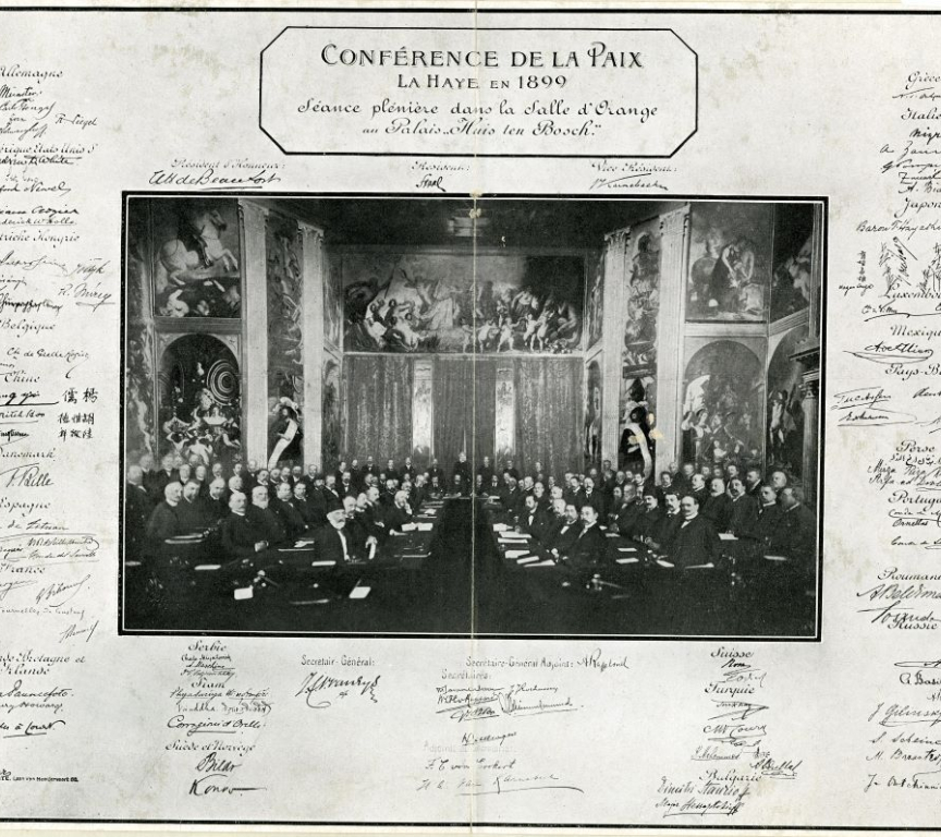 Official meeting of the First Hague Peace Conference in Huis Ten Bosch in 1899. Source: https://haagsgemeentearchief.nl/mediabank/beeldcollectie/detail/7de15233-7a3f-4a60-a1bf-96a41baed6f4/media/b0337803-71da-4d9a-813e-7a508a1d7733