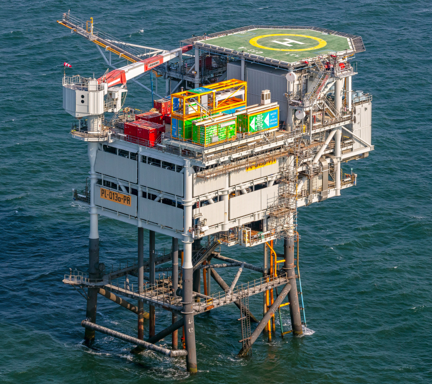 Poshydon - The Q13a-A platform, located approximately 13 kilometers off the coast of Scheveningen