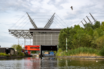 The transhipment port of Waste Processor Avalex on the Trekvliet