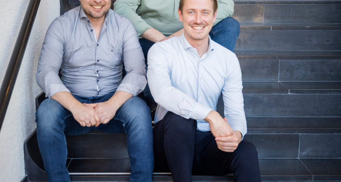 A photo of the three Heliora Energy founders, Tomasz Tunajek, Peter Kortlever, and Peter Enting.