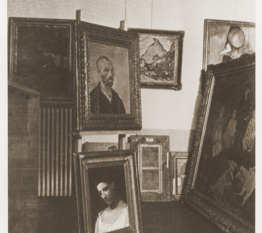 Artworks confiscated by Nazi Germans, US Holocaust Memorial Museum, courtesy of bpk-Bildagenture, source Holocaust Encyclopedia