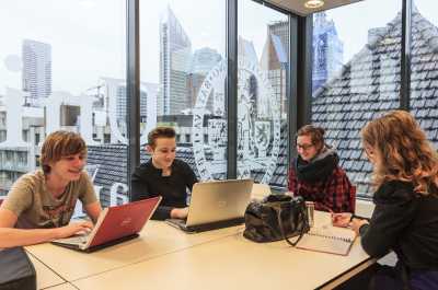 Students at work of University Leiden Campus The Hague
