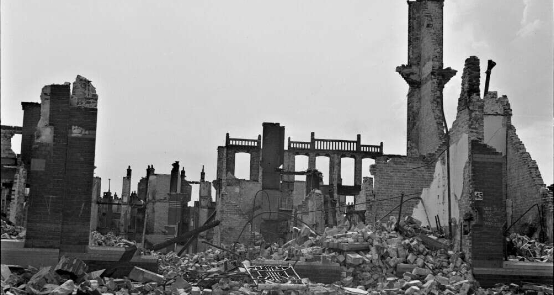 bombing Bezuidenhout - picture source Voor de Kunst Low Res