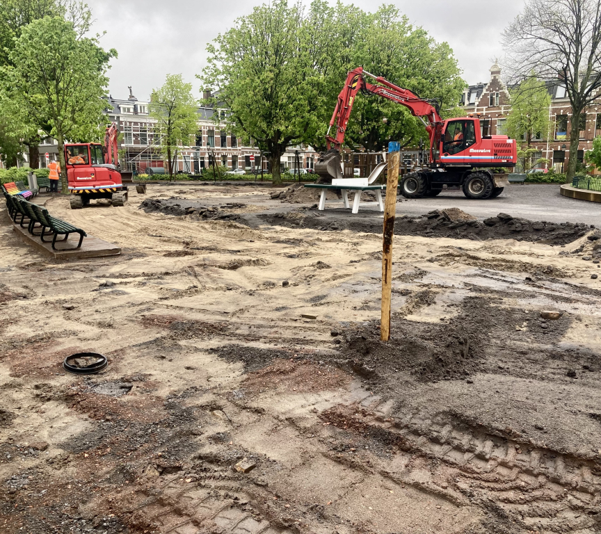 Excavators in The Hague